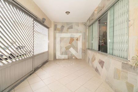 Casa à venda com 154m², 3 quartos e 2 vagasGaragem