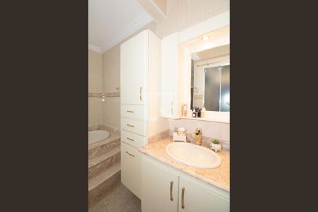 Casa à venda com 154m², 3 quartos e 2 vagasBanheiro da Suíte 1