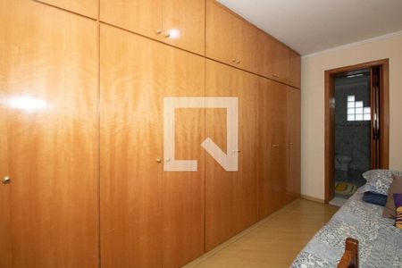 Casa à venda com 154m², 3 quartos e 2 vagasSuíte 2