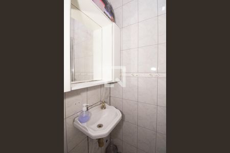 Casa à venda com 154m², 3 quartos e 2 vagasBanheiro de Serviço