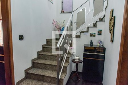 Hall de entrada de casa para alugar com 3 quartos, 198m² em Vila Dom Pedro I, São Paulo