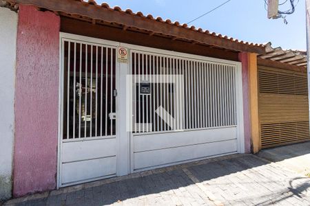 Casa à venda com 100m², 2 quartos e 2 vagasFachada