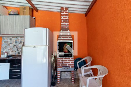 Casa à venda com 100m², 2 quartos e 2 vagasChurrasqueira