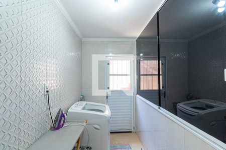 Casa à venda com 100m², 2 quartos e 2 vagasLavanderia