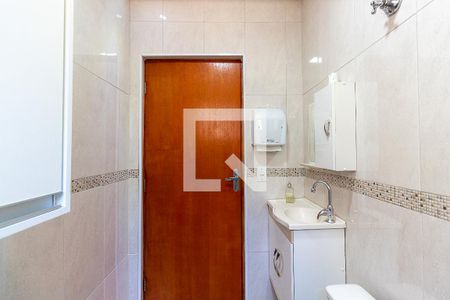 Casa à venda com 100m², 2 quartos e 2 vagasBanheiro