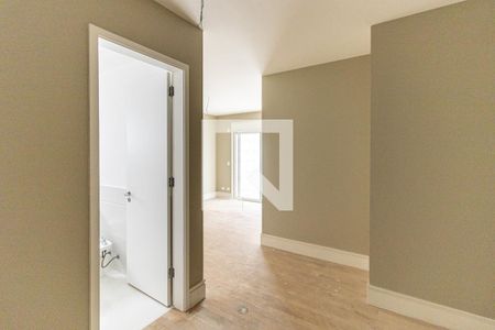 Apartamento à venda com 260m², 4 quartos e 4 vagasSuíte 2