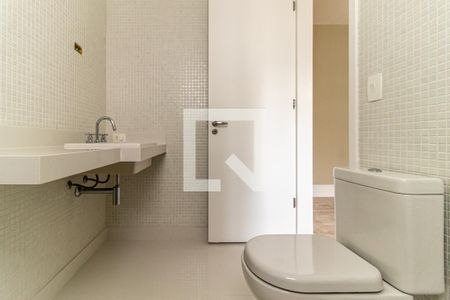 Apartamento à venda com 260m², 4 quartos e 4 vagasBanheiro da Suíte 4