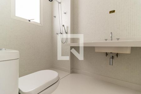Apartamento à venda com 260m², 4 quartos e 4 vagasBanheiro da Suíte 4