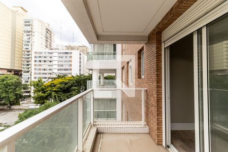 Apartamento à venda com 260m², 4 quartos e 4 vagasVaranda da Suíte 2