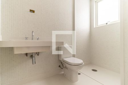 Apartamento à venda com 260m², 4 quartos e 4 vagasBanheiro da Suíte 1