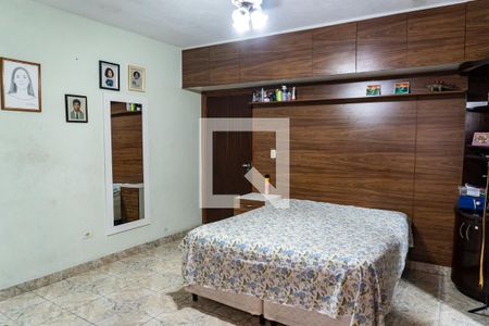 Suite de casa à venda com 4 quartos, 218m² em Jardim Lourdes (zona Sul), São Paulo
