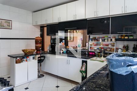 Casa à venda com 218m², 4 quartos e 6 vagasCozinha