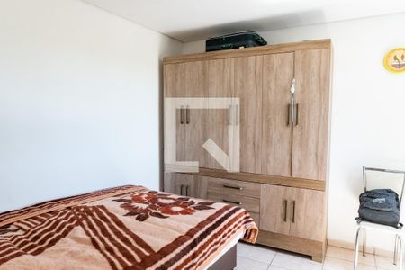 Casa à venda com 218m², 4 quartos e 6 vagasSuite