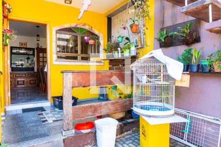 Casa à venda com 218m², 4 quartos e 6 vagasEntrada