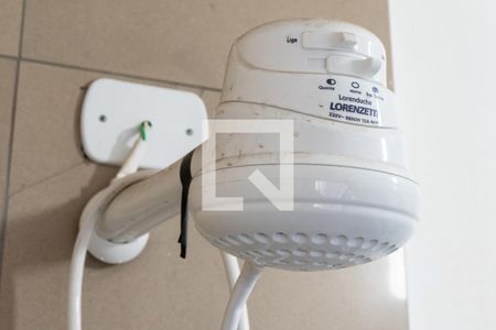 Casa à venda com 218m², 4 quartos e 6 vagasBanheiro da Suíte Detalhe