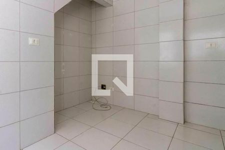 Cozinha de apartamento para alugar com 1 quarto, 29m² em Vila Ré, São Paulo