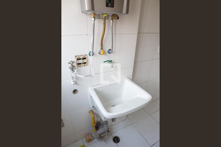 Apartamento para alugar com 63m², 2 quartos e 1 vaga Apartamento para alugar com 63m², 2 quartos e 1 vagaCozinha e Área de Serviço