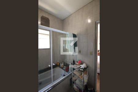 Casa à venda com 300m², 3 quartos e 3 vagasBanheiro