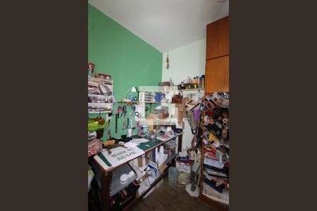 Quarto de casa à venda com 3 quartos, 300m² em Sítio da Figueira, São Paulo