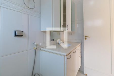 Casa de condomínio para alugar com 600m², 4 quartos e 4 vagasBanheiro da suíte 3