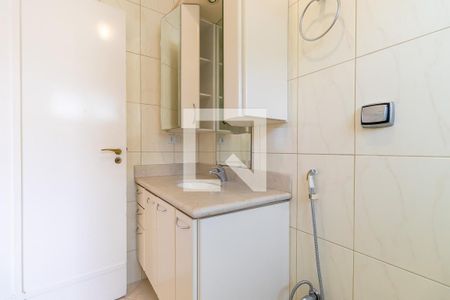 Casa de condomínio para alugar com 600m², 4 quartos e 4 vagasBanheiro da suíte 2