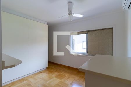 Casa de condomínio para alugar com 600m², 4 quartos e 4 vagasQuarto da suíte 4