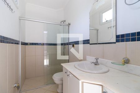 Casa de condomínio para alugar com 600m², 4 quartos e 4 vagasBanheiro da piscina