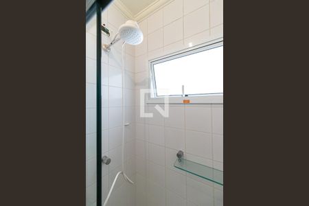 Casa de condomínio para alugar com 600m², 4 quartos e 4 vagasBanheiro de serviço