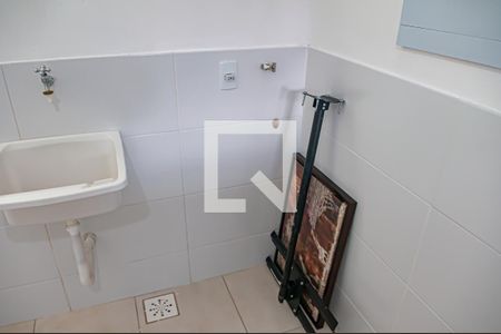 Apartamento para alugar com 95m², 2 quartos e 1 vaga Apartamento para alugar com 95m², 2 quartos e 1 vagaCozinha e área de serviço