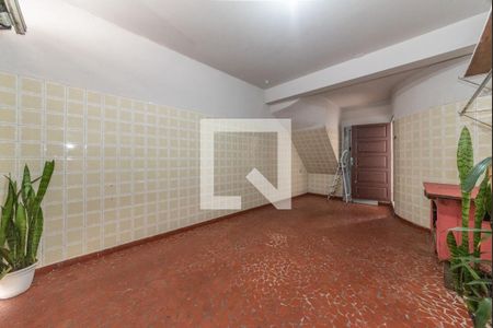 Garagem de casa à venda com 3 quartos, 220m² em Vila Gumercindo, São Paulo