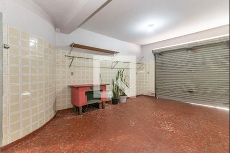 Garagem de casa à venda com 3 quartos, 220m² em Vila Gumercindo, São Paulo