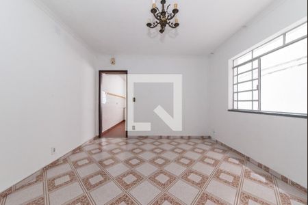Sala de casa à venda com 3 quartos, 210m² em Vila Gumercindo, São Paulo
