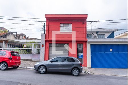 Fachada de casa à venda com 3 quartos, 220m² em Vila Gumercindo, São Paulo