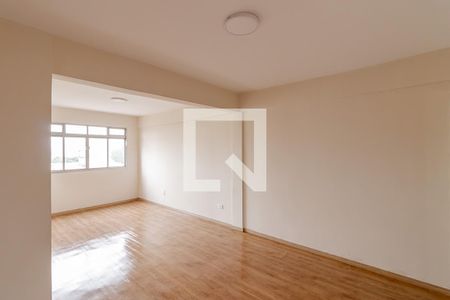 Sala de apartamento para alugar com 3 quartos, 75m² em Vila Bandeirantes, São Paulo