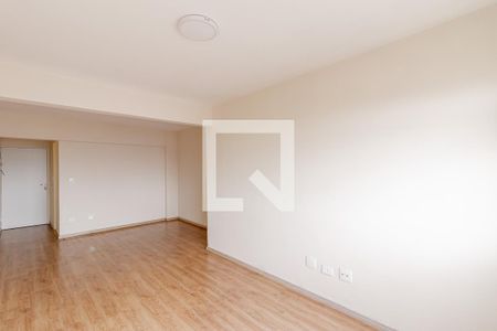 Sala de apartamento para alugar com 3 quartos, 75m² em Vila Bandeirantes, São Paulo