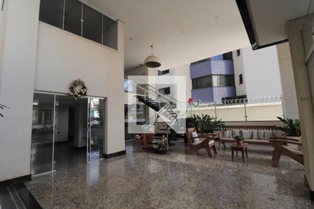 Hall de entrada de apartamento para alugar com 3 quartos, 150m² em Setor Oeste, Goiânia