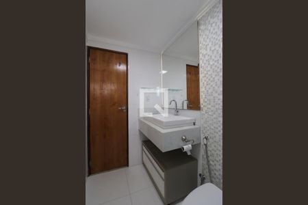 Banheiro da suíte de apartamento para alugar com 3 quartos, 150m² em Setor Oeste, Goiânia