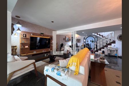 Sala de casa para alugar com 4 quartos, 352m² em Recreio dos Bandeirantes, Rio de Janeiro