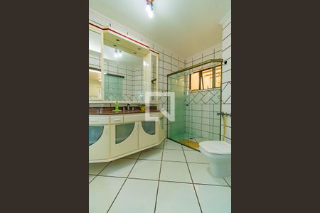 Casa à venda com 120m², 3 quartos e 3 vagas Casa à venda com 120m², 3 quartos e 3 vagasBanheiro da Suíte