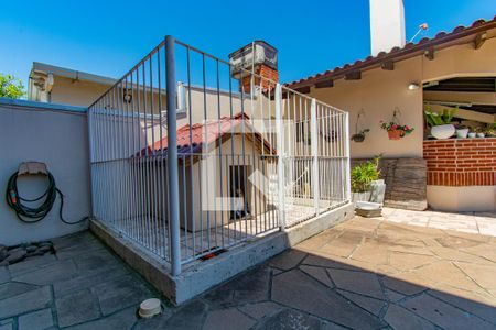 Casa à venda com 120m², 3 quartos e 3 vagas Casa à venda com 120m², 3 quartos e 3 vagasCanil