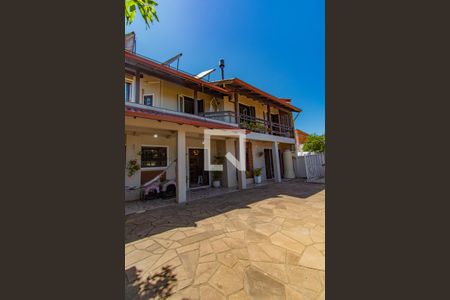 Casa à venda com 120m², 3 quartos e 3 vagas Casa à venda com 120m², 3 quartos e 3 vagasQuintal