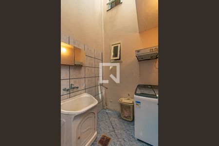 Casa à venda com 120m², 3 quartos e 3 vagas Casa à venda com 120m², 3 quartos e 3 vagasLavanderia