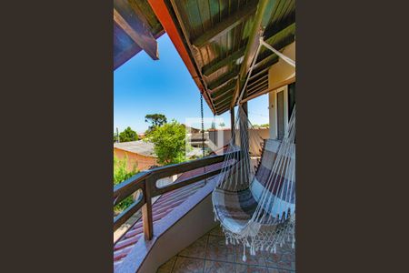 Casa à venda com 120m², 3 quartos e 3 vagas Casa à venda com 120m², 3 quartos e 3 vagasSacada