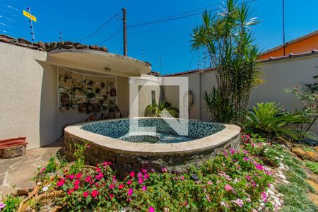 Casa à venda com 120m², 3 quartos e 3 vagas Casa à venda com 120m², 3 quartos e 3 vagasPiscina