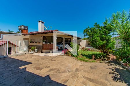 Casa à venda com 120m², 3 quartos e 3 vagas Casa à venda com 120m², 3 quartos e 3 vagasQuintal