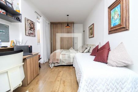 Casa à venda com 4 quartos, 285m² em Santa Lúcia, Belo Horizonte