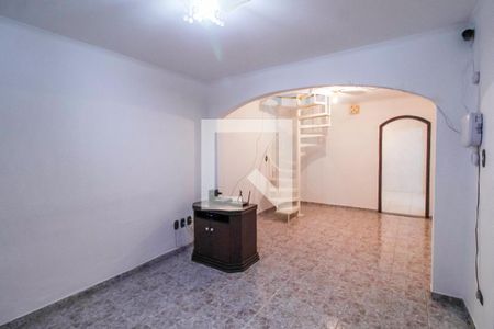 Sala de casa à venda com 4 quartos, 144m² em Vila Virginia, São Paulo