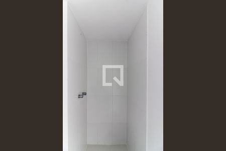 Apartamento à venda com 93m², 2 quartos e 1 vaga Apartamento à venda com 93m², 2 quartos e 1 vagaBanheiro Social