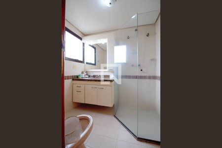 Apartamento para alugar com 198m², 4 quartos e 4 vagasBanheiro da Suíte 1