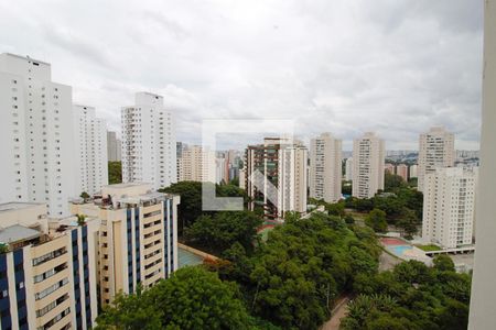Apartamento para alugar com 198m², 4 quartos e 4 vagasVista da Suíte 1
